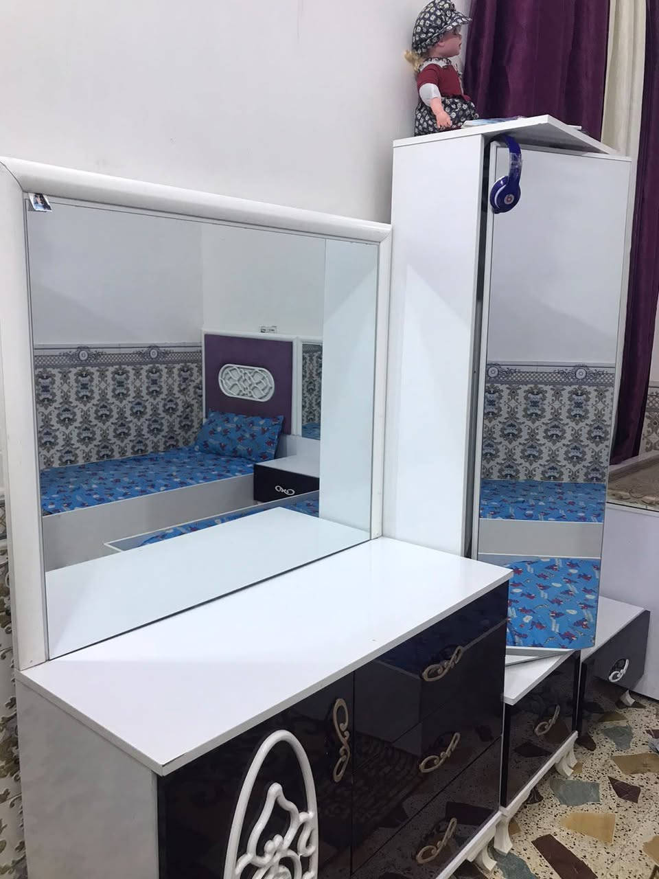 غرفه تركيه 7قطع للبيع نضيفه اي ضرر مابيه السعر450بيه مجال شراي خاص عنوان العماره حي العسكري
