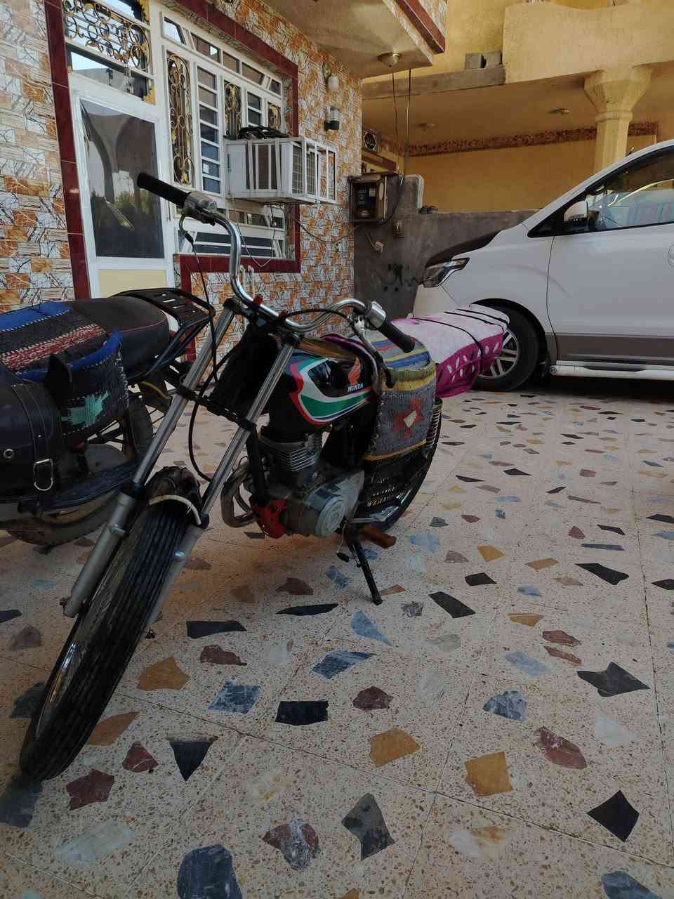 سلام عليكم دراجه نامه برو للبيع موديل -219 دراجه حلوه وناعمه سعره 250وبيه مجال قليل مكاني ديالئ لخالص هاذ رقمي ***********
