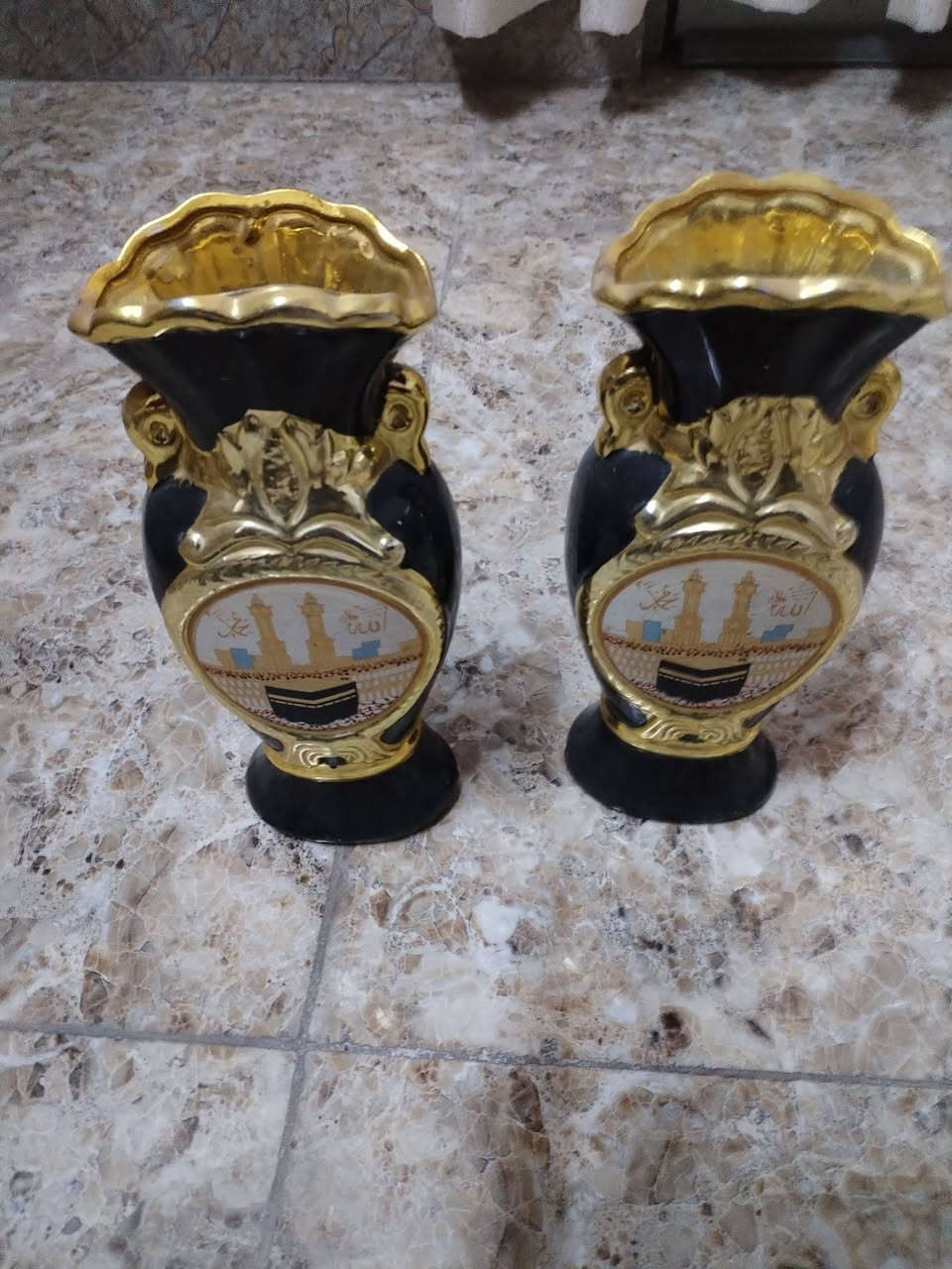 أغراض منزليه للبيع مستخدمه شي قليل للاستفسار اتصال  أو  ***********واتس اب مامتواجد عالفيس موصل جديده المفتي قرب أسواق الخضراء
