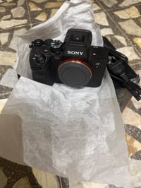 مرحبا سوني a7 iv   فور    نظافه 100%  عداد الشتر 1200  صوره فقط   خالي...