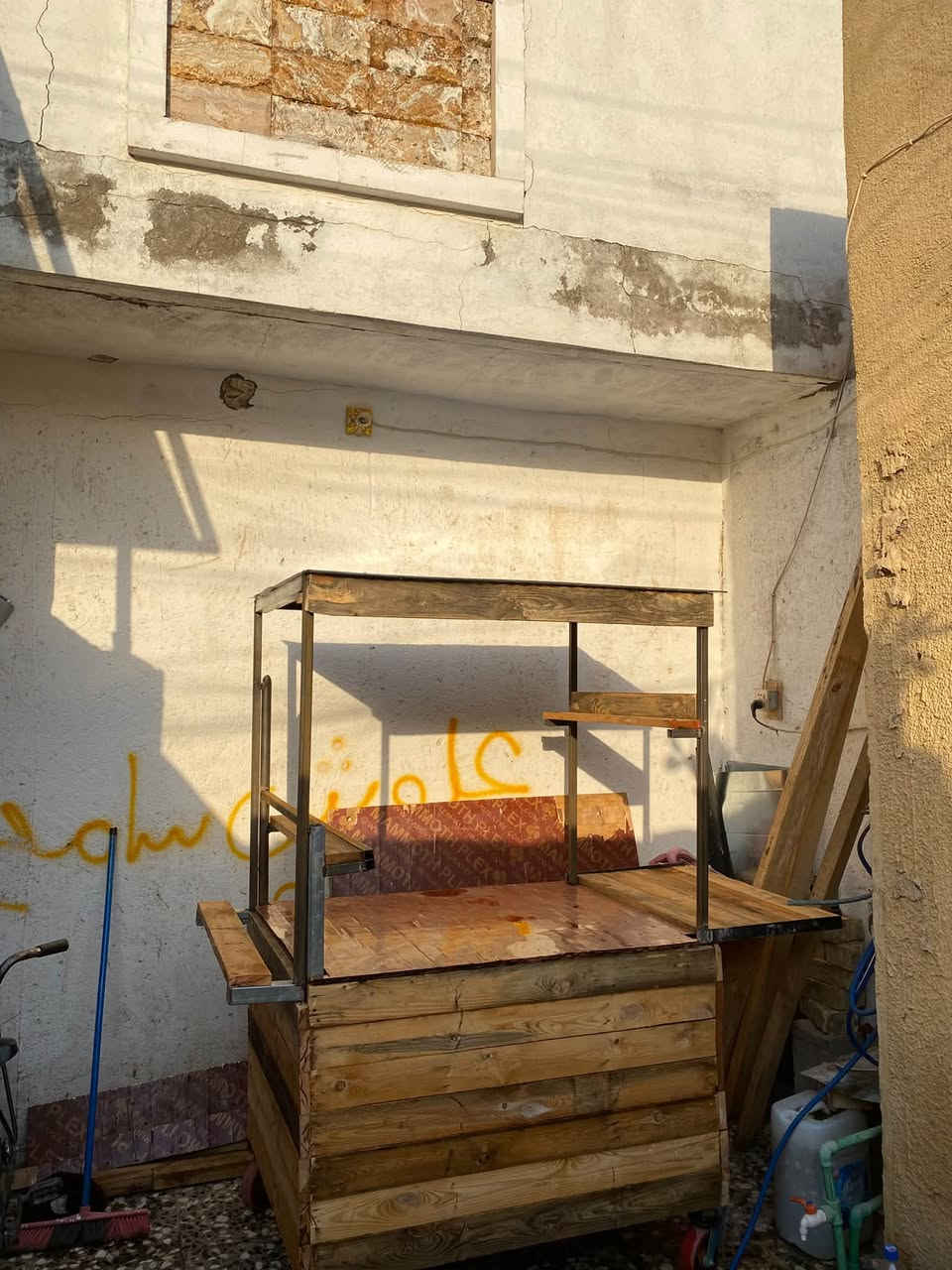 سلام عليكم  عربانه مال لبلبي البيع سعر300وبيه مجال  الورديه الرقم 
واتساب

***********   سلمان باك قرب مجمع الحسن
