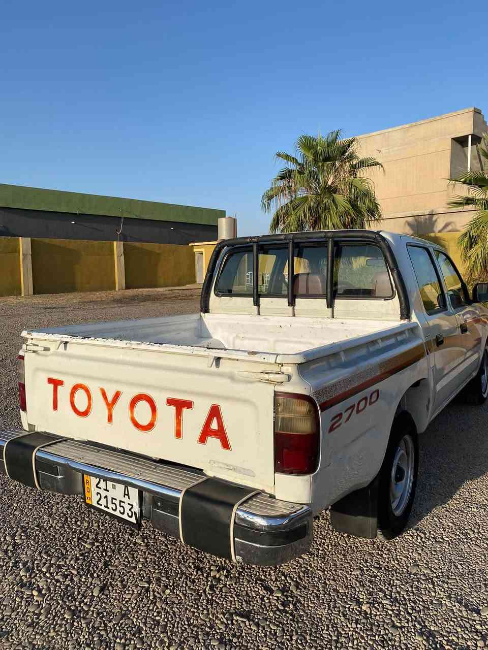 بكم 2001
GLX 
كفاله عامة بدون صبغ 
تبريد  ثلج 
جاهزه مابيها اي نقص
السعر100

***********
