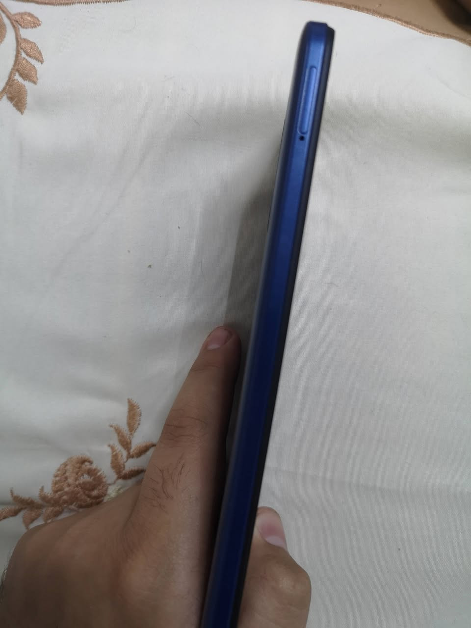 جهاز Redmi 12C نظيفه كلش شرط ذاكرة 64GB دبل سيم SIM بطارية 5000🔋 السعر : 85 بي مجال
مكاني موصل : *********** اتصال
