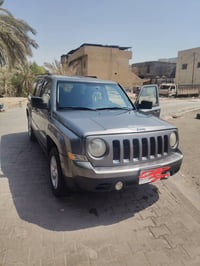 جيب باتريوت مديل 2014 مكينة 2400 فور ويل تحكم ستيرن تثبيت سرعة سيارة ج...