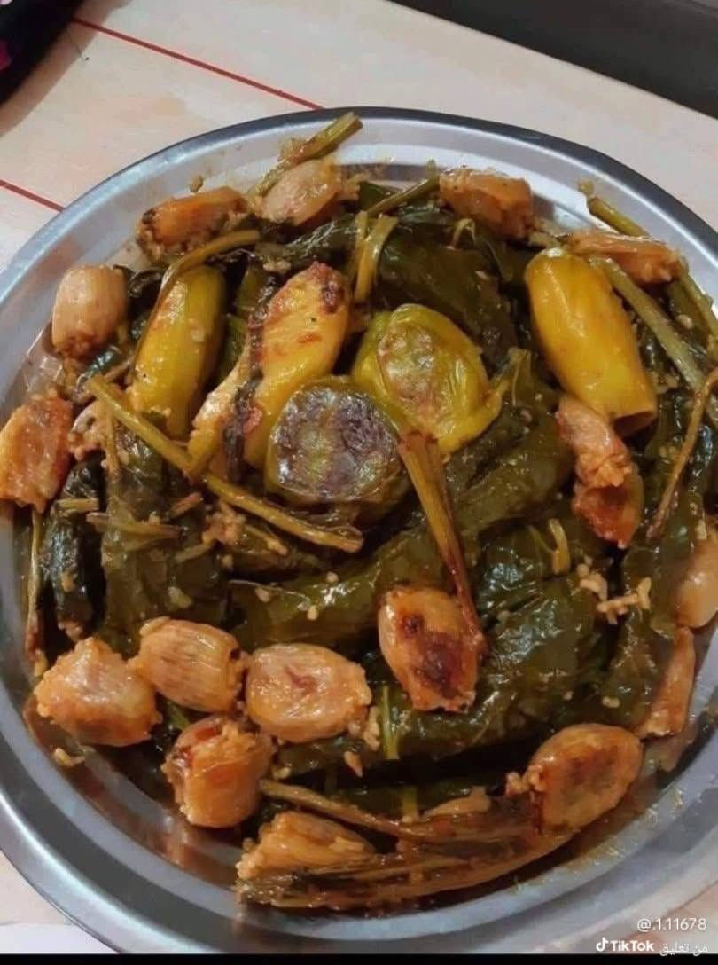 متوفر دولمه ألي يحب يثبت حجز جدر يكفي 5نفرات ب11 الف للحجز مراسلة الحساب او التواصل ع واتساب لرد السريع *********** متوفر توصيل داخل الشطره فقط

نص مكتوب في الصور:
- طلبات اليوم الف عافيه عيوني
- @.1.11678 من تعليق TikTok
- حبيبتي تجنن الدولمه عاشت ايدج... واللبن شكد طيب 2:12 م الف الف عافيه 2:13 م
- اليوم
- السلام عليكم
- وصل الطلب وعاشت الايادي كلش طيب
- الاكل و ايك الرزق ان شاء الله
- ١٢:٤٨ م
- مراسلة
- ان شاء الله اني ماكلة دولمتكم كلش طيبة عاشت ايدكم الف عافيه Message...