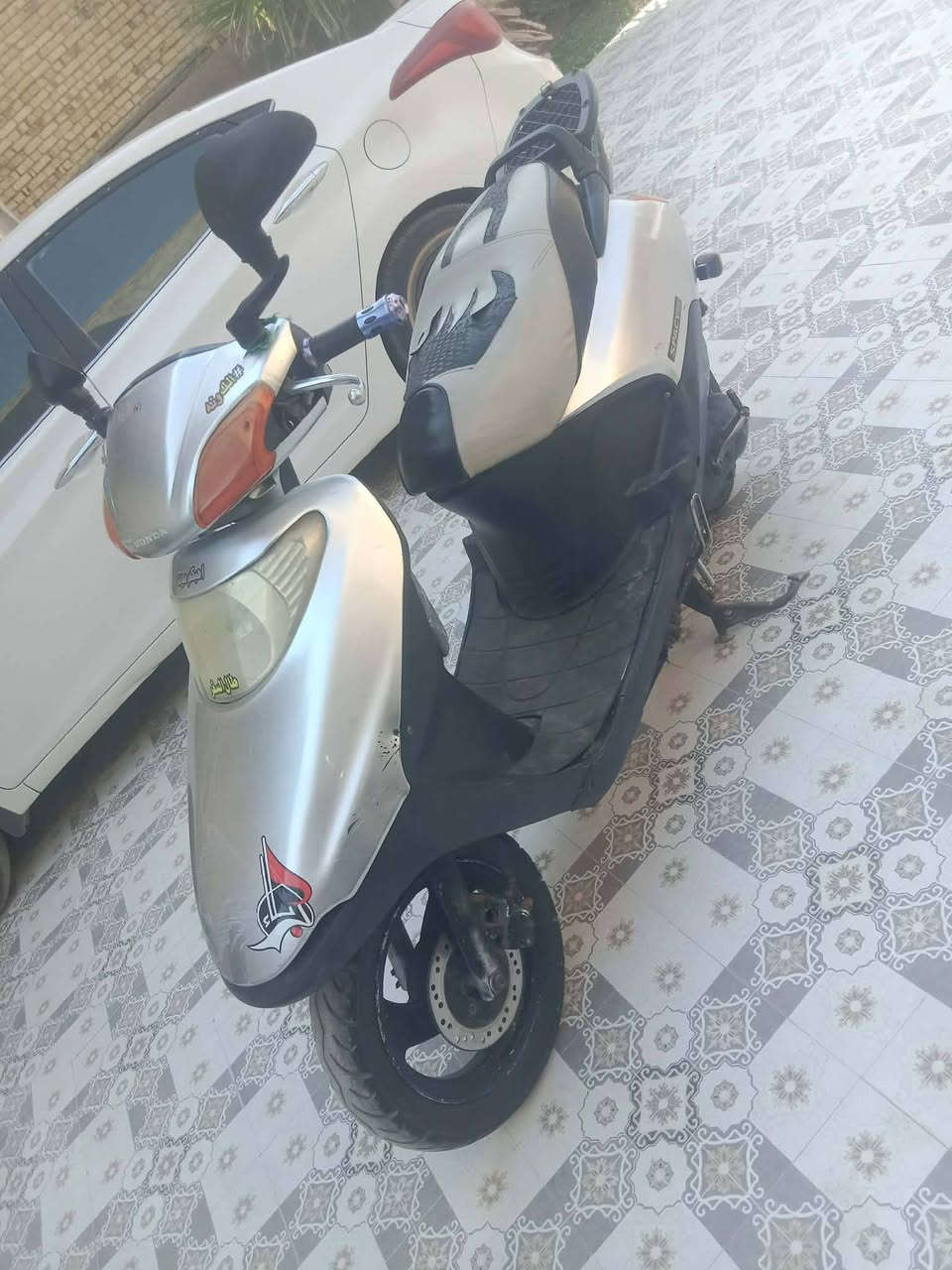 سبيسي ياباني مجفته مره وحده كهربائياته كله شغاله سعره 500 الي يريده يخابر ***********
