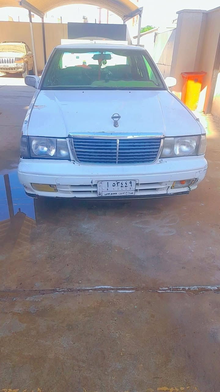السلام عليكم ورحمه الله وبركاته سدرك للبيع موديل 98 گير ومحرك بطه جديد شرط طخم تاير جديد صدر خلفي وامامي جديد والباقي جدام العين السعر 26 ورقه  صلاح الدين الماني تحويل او وكاله من الشرقاط بعاجه   /رقم الهاتف ***********

