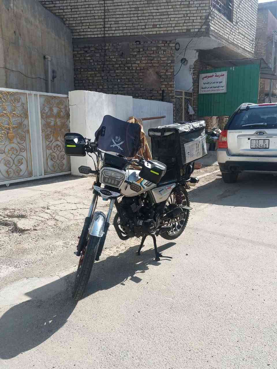 سولنك  ٢٥ استخدام تقريبا ٤ ماشيه ٤٨٩٣  اشهراوراق كامله دراجه خير من الله مكينه ناعمه شلعه ومعدل نقصه بس شاشه كامله مكمله من كلشي  تواصل خاص مكاني شعب
