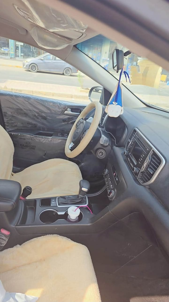 سبورتاج • ٢٠١٧ • تبديل بابين