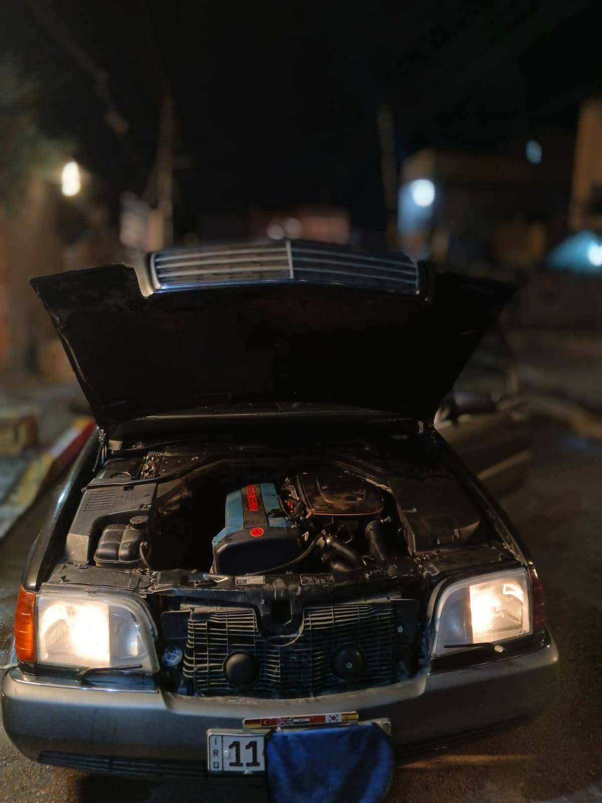 سلام عليكم مارسيدس شبح موديل 1992 فول مواصفات كله بلادي
سعر :58 وبيها مجال حك الجيه 
العنوان بغداد  ***********
