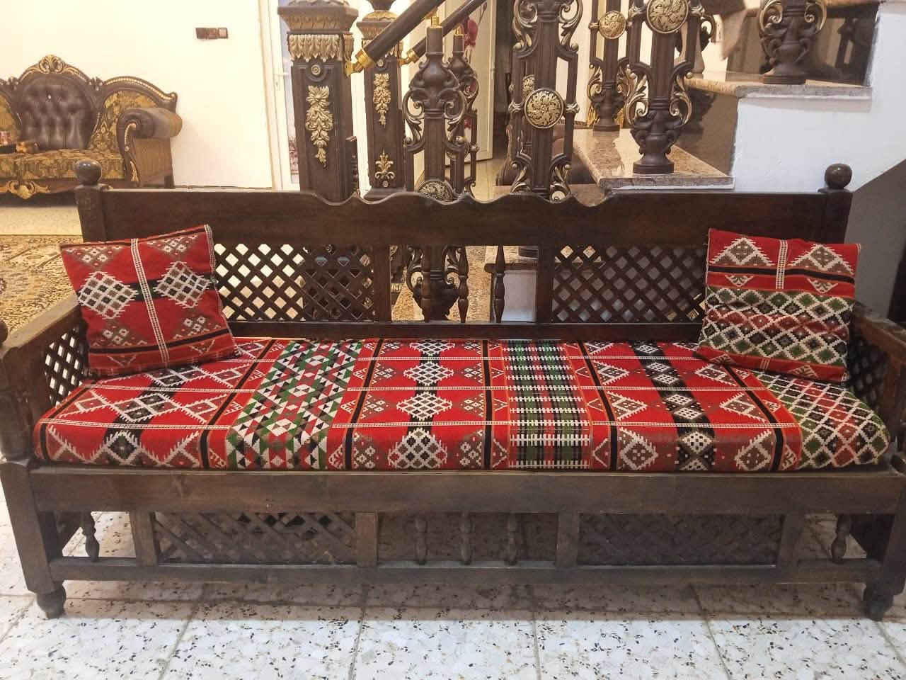 كرويتات عدد ٢ نجارة ديالى الأصلية للبيع اتصل على الرقم  ***********

