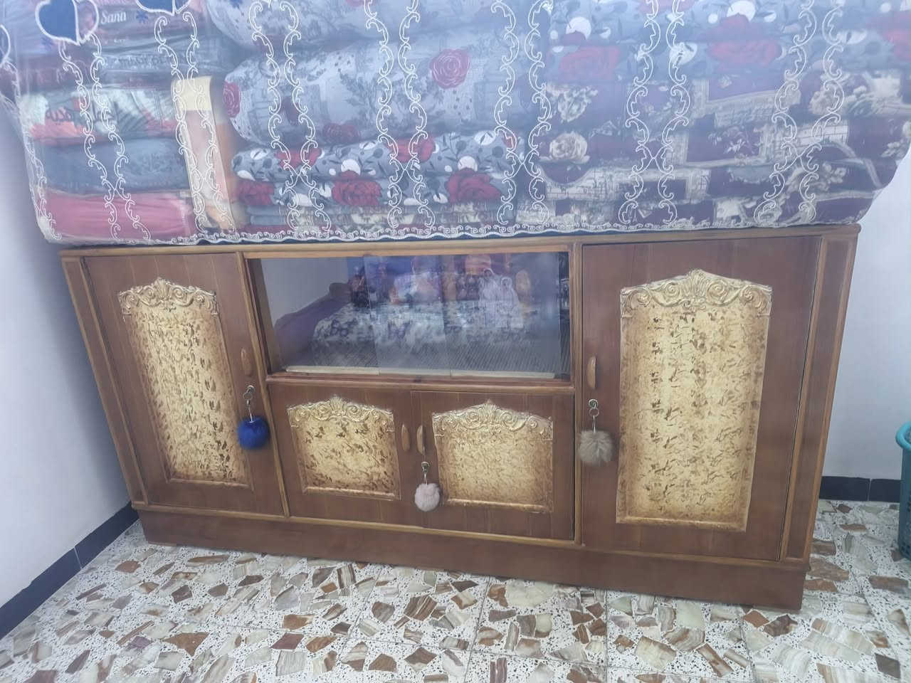 مستعجلين • سعر مناسب • غرفه اخشاب