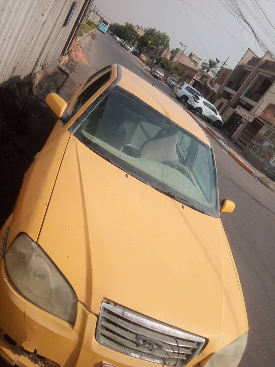 شيري ٢٠١١ • احمر • مكينة وكير زينة