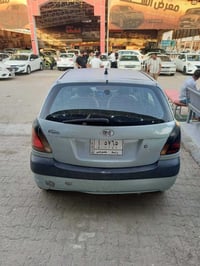 كيه ريو للبيع موديل 2006 كير عادي مكينه بيها بخار سياره بيها جراد  وثل...