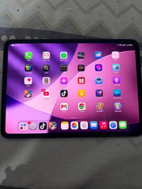 ايباد 11 معالج M4 الجهاز نضيف بطاريته 88 عارضه ب925  للاتصال 078783344...