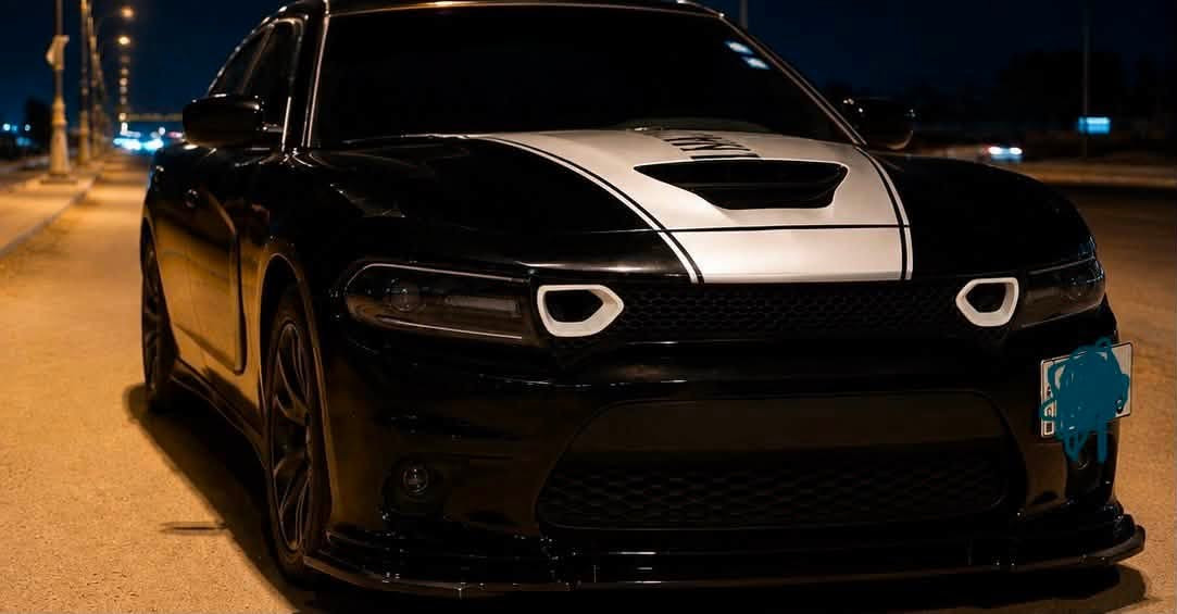 للبيع جارجر 2016 
 محرك 6 سلندر sxt 3600 cc
فول مواصفات عدا الفتحة تحكم ستيرن شاشة كبيرة 
منضومة تبريد جديده 
برمجة كاملة 
تخم تاير جديد 
كير ومحرك جديد مكفولات 

سياره جاهزة على اخر نقطه 
حادث جاملغ وبنيد مبدل ومصبوغ
بالعراق بارد بالباب الخلفية عكس سايق خفيف 
رقم بابل ومكانها بابل 

راسلني ادزلك سونار 

***********
