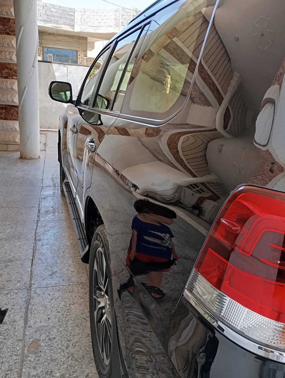 للبيع لاندكروز موديل 2019 ساز باب اول كراند تورنك ، الرقم بغداد.محرك 6،ماشيه 89 الف  ،السعر 470،يعني اربع دفاتر وسبعين ورقه ،السياره مكفولة كفاله عامه جديده جدا بمعنى الكلمه بدون صبغ بدون فتح بدون حتى شخط من دعاميه ل دعاميه +دخول ذكي 5 ابواب مفاتيح عدد2 ،*********** ،المكان الرمادي
