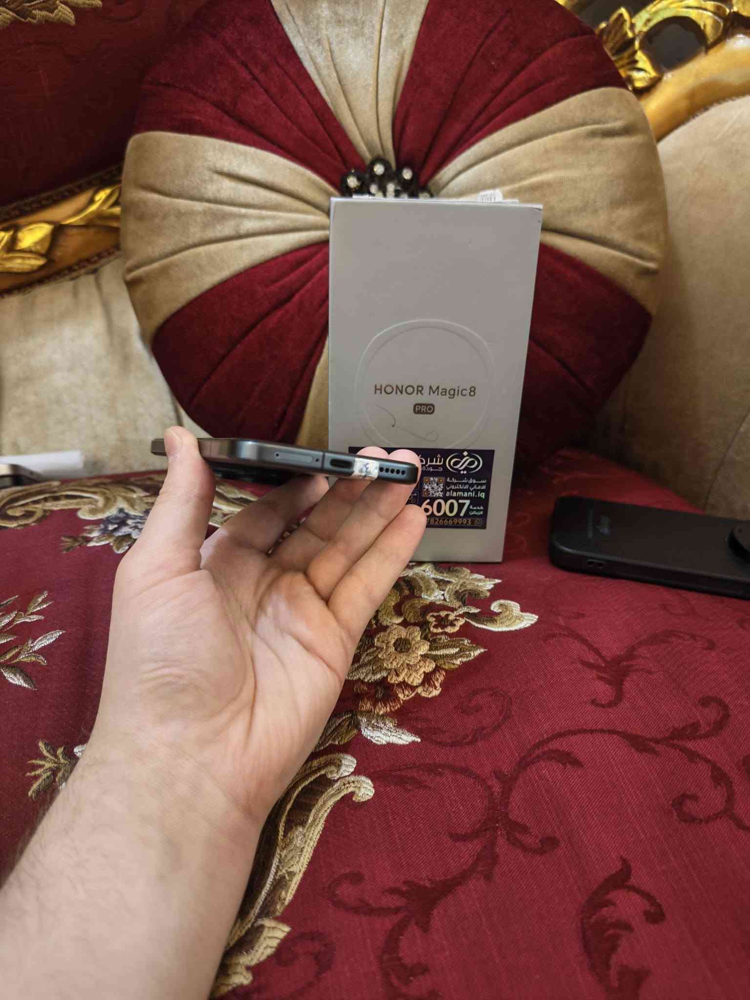 سلام عليكم للبيع أو مراوس هونر ماجك 8 برو ذاكرة 512 نظافه 100% جهاز مكفول وجديد ملحقات كارتون + لازق شاشه+عدسات كاميرات + كفر الجهاز مكفول وشرط الفحص توصيل لجميع المحافضات متوفر السعر 1125 مكاني كربلاء للتواصل عل رقم ***********
