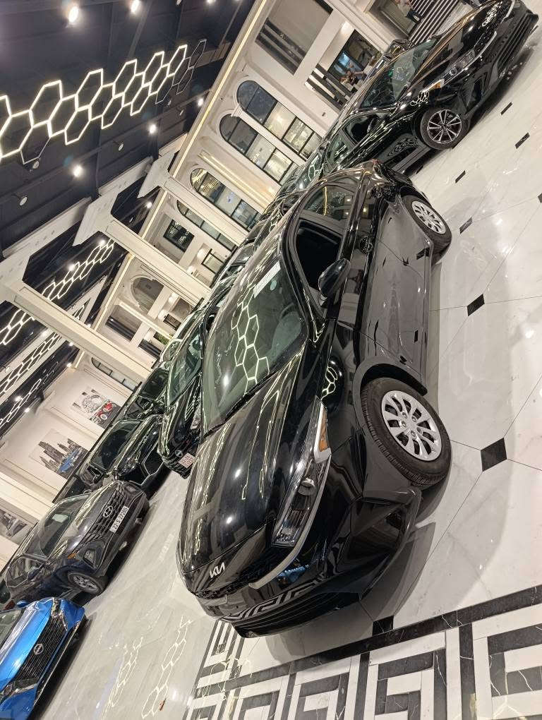 السلام عليكم 
للبيع كيا فورتي اسود 2024 LX
محرك 20 دوش 
ماشي 11 الف ميل 
سيارة بيها بابئن سبغ بدون دواخل  
سياره كل ارباكات شركة 
سياره بدون و كلير أمريكي شرط
سيارة بيها جوالباب تعديل بارد موضح بصورة
سياره بدون شخوط و بقصات شرط 
سيارة بل قامارة بيها كم رصعات مال كونتئنر موضح بصورة
لينك الحادث👇👇👇👇
https://autobidcar.com/car/kia-forte-lx-2024-3kpf24adxre816425
سياره بدون رقم ترقيم شمالي فقط 
تكلفة رقم 11.5 ورقه ونص 
ملاحظة صوار حادث موجوده في المنشور 
اي استفسار عن سيارة خاص مفتوح 

السعر 122ورقه ومجال 
اخوكم شلال كوردى
***********واتساب فقط للتواصل 
***********اتصال 
عنوان أربيل شريكة شامل شاكر عبدالله أربيل, العراق
