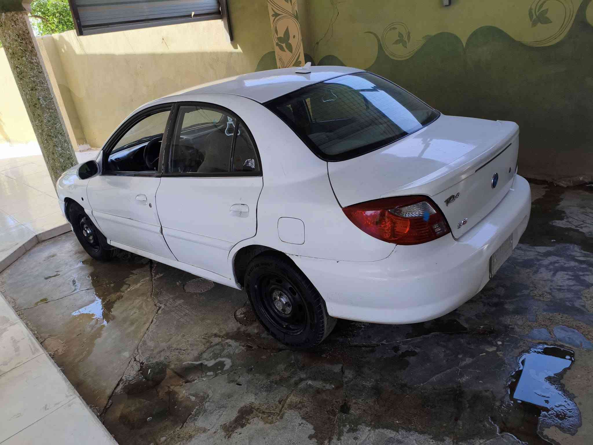 السلام عليكم 
كيه ريو موديل 2001 رقم بغداد ألماني شرط التحويل 
تبريد ثلج 🥶 صدر طبه نشاط فول تخم تاير جديد 
داخل صاج كهربائيات كلها شغاله لايت زينون 
السعر المطلوب 47 وبيها مجال للشراي حك الجيه فقط 
او مراوس حسب القناعه مكان سياره صلاح الدين بيجي رقم الموبايل *********** وات ساب 
‏‪***********‬‏ اتصال
