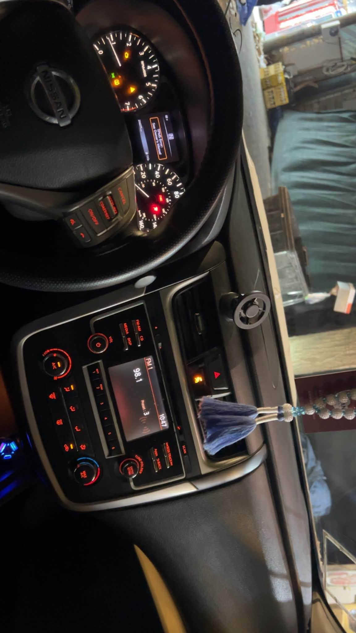 Nissan altima 2016 S
نیسان ئەڵتیما ٢٠١٦ S  براوه سه ده‌ف نیه‌
سەیارەکە زۆر جوان و پاکە گیر مەکینە کارەبای بەشەرت 
 كۆدی هه‌یه‌ 
 
شانسی بەتانە سەرە دەبل بە شەرت 
پێش و پشتی کەپسە سەیارەکە زۆر جوانە هەموو شتیک بەشەرت 
 سعری 58كه‌میك مه‌جال
ناونیشان  قه‌زای دووكان
فایبەر وتس ئەپ   قه‌رزو قیستم نیه‌ گۆرینه‌وه‌ ده‌كه‌م له‌گه‌ل ئاڤانتی بی باقی نامه‌ مه‌نیره‌  *********** السليمانية, العراق
