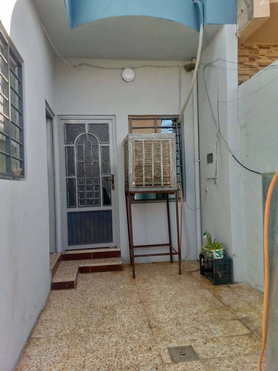 بيت للبيع حي الانتصار شارع 60 مقابيل المستوصف   مساحه 100 متر سند طابو موقع زين ومرغوب الماي زين
طابق واحد 

السعر 63 قفلو

لتواصل خاص او عل رقم

‏‪***********‬‏

‏‪***********‬‏
