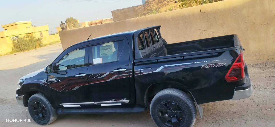بيكم للبيع فورويل 
موديل 23 ساز كير عادي
ماشيه 90 
عنوان الرمادي 
السعر 245 بيها مجال
ستفسار علا رقم ***********
