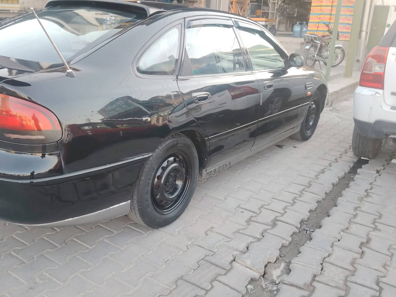 ماذدا فاصولي موديل 1992رقم كركوك رقم سنوي جديد بيطاقه بنزين بي تبريد ثلج سعر47بي مجال
***********
