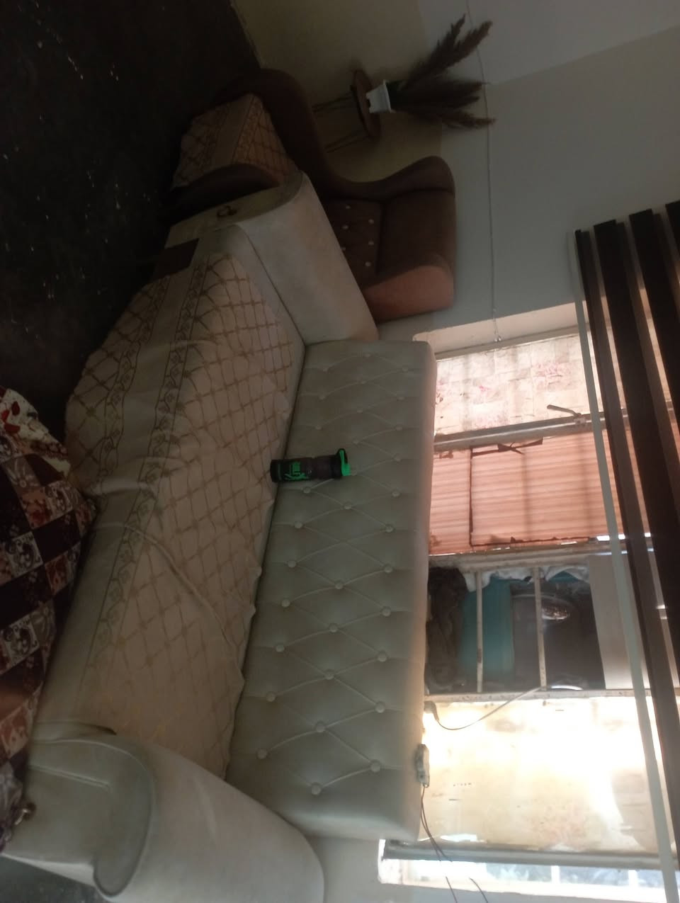 التخم ٢٠٠ وبي مجال و الكاونتر ملحق و سنگ ٧٥ بي مجال الي ييريد يجي خاص او ينتصل مكان خانقين ٧ نيسان هاذا رقمي ***********

