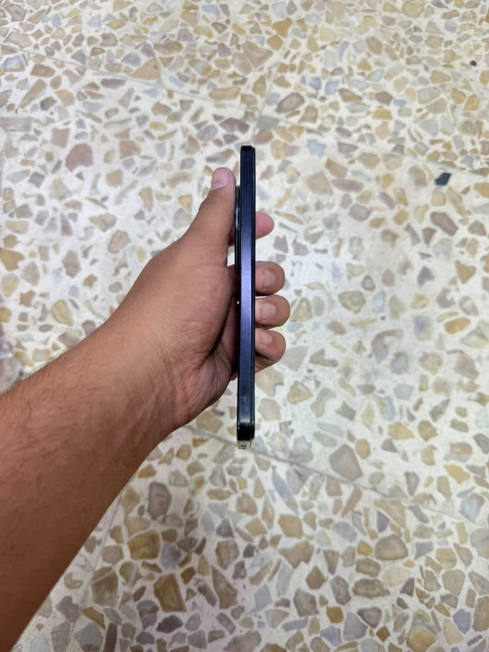 سلام عليكم شباب جهاز ريدمي 14c جهاز يخبل وكلش حلو ذاكرة 256/بطاريه 5160 جهاز خير من الله وذاكرته كلش حلوه256  جهاز كله نضيف وعل فحص تجي تفحص تقتنع  يلا تأخذ 
وسعر 160 وبي مجال لطيبين مكاني بلديات بشارع مصرف  
رقم ***********
