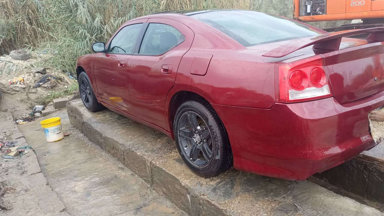 ادوات كصه جنطه جارجر 10
السعر30وبيهه مجال 
***********
