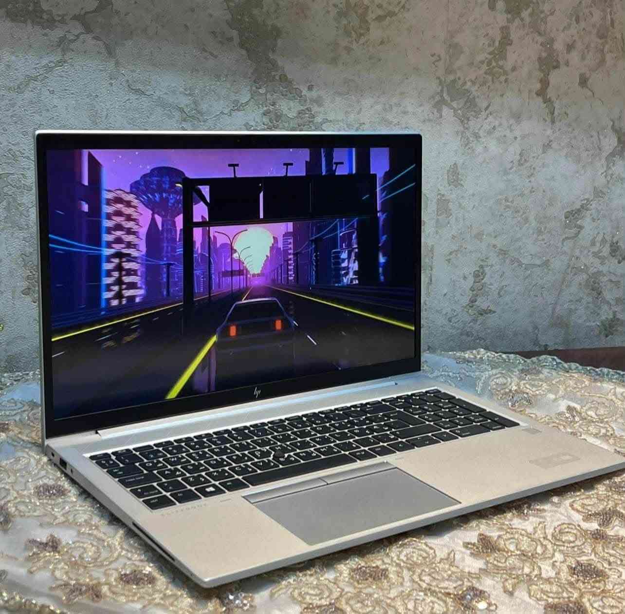 🔥 فرصة لا تعوض لاهتمام أصحاب الأداء والأناقة! HP EliteBook بحالة "الجديد حرفياً" وبسعر مكسّر السوق! 🔥
إذا كنت تبحث عن السرعة، الفخامة، والأمان الكامل في جهاز واحد.. طلبك صار موجود وجاهز! ✨
🚀 لماذا هذا الجهاز هو الخيار الأفضل لك؟
 ⚡ أداء قوي جداً: معالج Ryzen 3 5400U السريع، يعطيك أداءءً ينافس قوة الـ Core i5 (الجيل الحادي عشر).
 🖥️ شاشة مبهرة: مقاس 15.6 بوصة بدقة Full HD لتجربة مشاهدة مريحة وواضحة جداً.
 🗄️ سرعة فائقة: رام 8GB مع مساحة تخزين 256GB SSD يفتح الجهاز والبرامج بلمح البصر.
 🔒 حماية وأمان متكامل: بصمة وجه (IR) + بصمة إصبع سريعة + غالق كاميرا للخصوصية التامة.
 💻 النظام: Windows 11 الأصلي السلس والجاهز للاستخدام.
💎 حالة الجهاز: زيرووو (جديد حرفياً)، مفحوص بالكامل وخالٍ من أي عيوب، جاهز للاستخدام الفوري.
💰 السعر النهائي: 379 ألف دينار فقط! 🪄
(سعر معجزة مقارنة بالنظافة والمواصفات)
📦 الكمية محدودة جداً! للحجز أو الاستفسار، راسلني فوراً على واتساب: ***********
