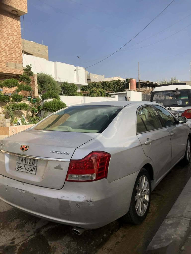 اخوان عندي ام كراند 8 رقم اربيل بس صاحبها مسافر اول وكيل به اربيل كير محرك مستربوشي شرط تبريد مركزي بدون ضربه عليه غرامه 23ورقه صافي 40 رايد*********** كركوك, العراق
