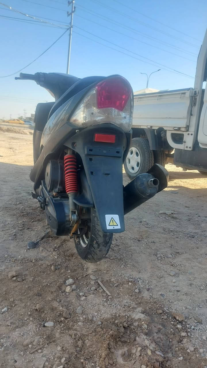 ماكس ١٢٠ للبيع 
محرك ما مفتوح
 كفرات بلادي 
كهربائيات شغالة 
***********
