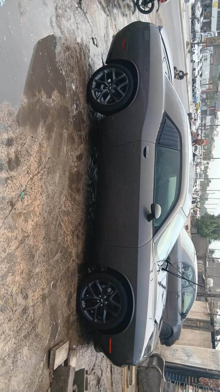 جالنجر SXT • ٢٠٢٣ • رقم بغداد