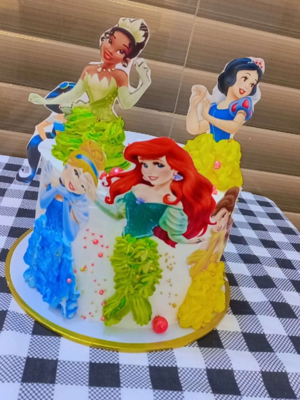 ان هذا لرزقنا ماله من نفاد
تتوفر جميع انواع الحلويات 🍪🎂🍮🍩🧁🥧عند   مطبخ  ام  نوني وبأسعار جدا مناسبه  العنوان ميسان     
للاستفسار  واتس ***********   @whj.lknny 
    توجد  خدمة  توصيل
