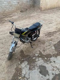 للبيع • غير مبين • اتصال