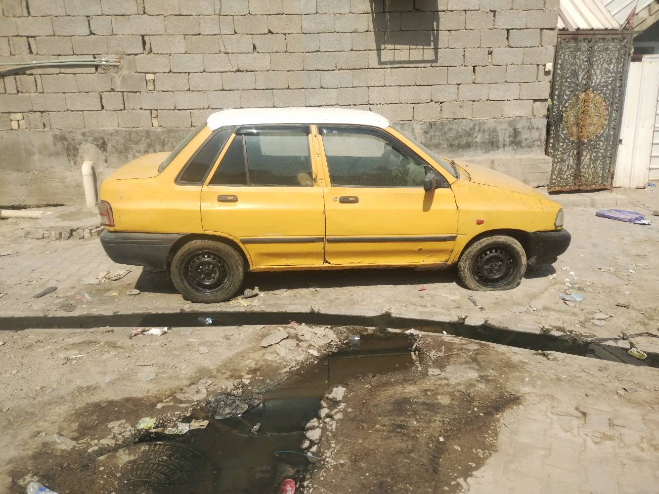 سلام عليكم سايب الفين و12راعيه موجود غرمات ماعليه مصفره كير زبد مكينه بيه دخان قليل يرادله ترتيب ب١٠ وبيه مجال الشراي رقم تليفوني *********** وتساب بي وتصال***********