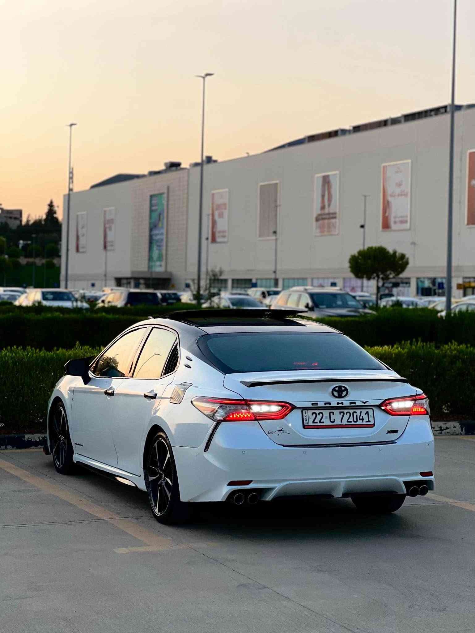 Camry XSE 
206$
کامری ٤ پستۆن مواسەفات پانۆراما ، شاشە و کامێرا و حاسە ، کوشن هیتەر و کارەبا ، بەصمە ، تەحەکوماتی سوکان ، تحدید سورعە و خەت و راداری جادە ، ئەوتۆ برێک ، سێ مۆدی لێخوڕین (ئیکۆ،نۆرمال،سپۆرت) 
گێڕ و مەکینە بەشەرت بێ سەرف و دوکەڵ و بوخار و نەکراوەتەوە ، 
هەموو گیانی بە شەرت 
90,000 ڕۆشتوە و دوو دەرگا و پەڵەیەک بۆیاخی هەیە بێ ناو گرتن ، پشت و پێشی کەپسە ، ناونیشان سلێمانی 
بەکرەجۆ ***********

کامری فول مواصفات : ٤ سلندر ،بانوراما، شاشە و کامیرا و حاسە 
کوشنات هیتر و الکهرباء، بەصمە،تحکمات سکان ، تحدید سرعە و خط و رادار شارع ، ئوتۆ بریک ، ئیکۆ،نورمال،سبورت،
کیر و المحرک بشرط مامفتوح بدون صرف ،بخار ،دوخان، 
ماشی ٩٠،٠٠٠ ، بیە قطعتین باب سایق و خلف بدون دواخل 
عنوان : سلیمانیة : بکرجۆ *********** السليمانية, العراق

نص مكتوب في الصور:
- 11:48
- 2:11
- Messenger
- CHECK VIN HISTORY
- CHECK NOW
- VINSPY
- Check Car
- Odometer KM ($9)
- >
- i
- > Back to top | Lot details
- Vehicle Information
- poctra.com