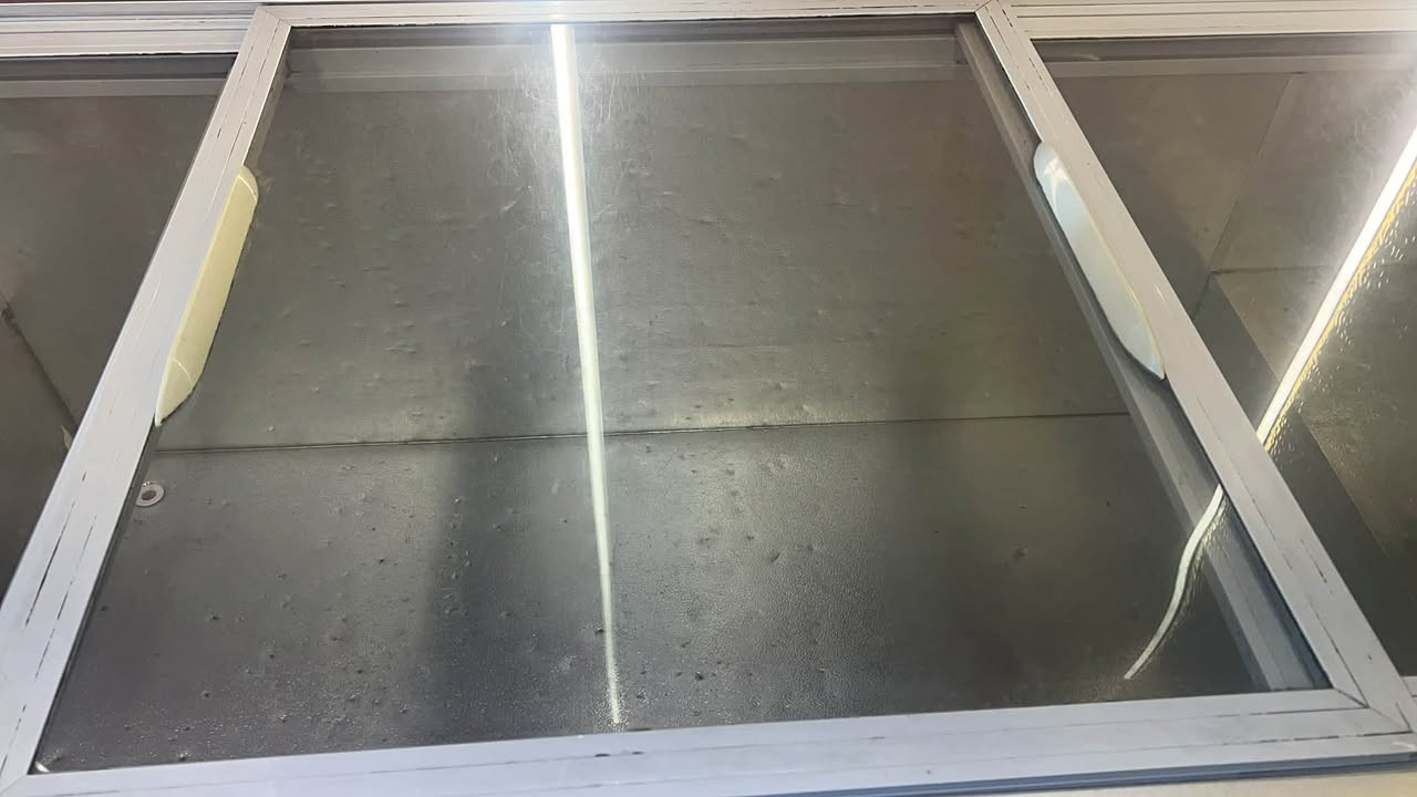 عاضات. طول مترين وربع ول عرض95بغداد حي عامل ***********وتساب
