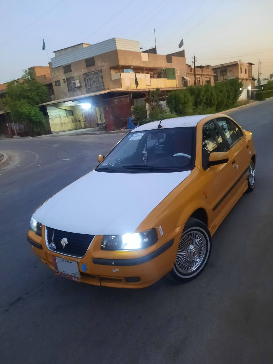 السلام عليكم سمند موديل 2012اصل كرستال رقم بغداد مصفره هيئه وغرامات تحويل مباشر مكينه وكير نضاف تبريد شغال صدر امامي خلفي جديد كهربائيات كلها شغاله لاضربه ولاصبغ سياره بعد احلا من صور وشوفت عينك كلش حلوه وجاهزه سعر 36وبيها مجال بسيط مكاني بغداد للاستفسار ***********
