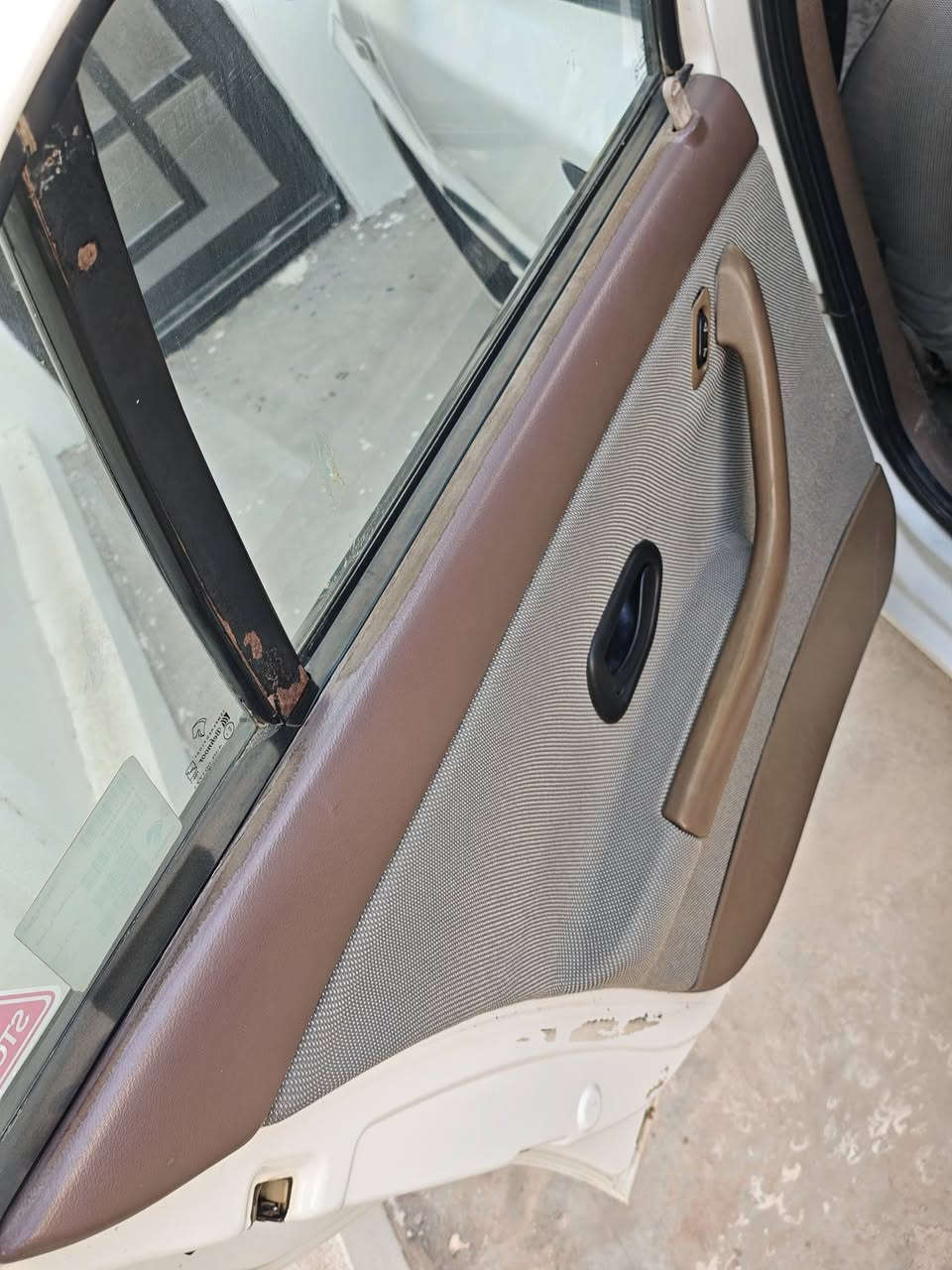 ٢٠١١ • نجف لحريه • عليه غرامات