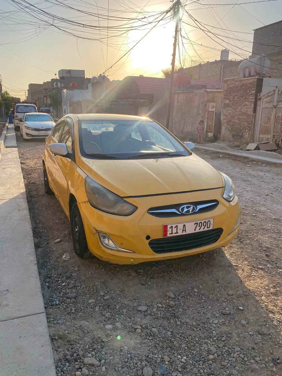 سلام عليكم اكسنت خليجي موديل 2015  مكينه 1600 بيها الجاملغ الخلفي  السياره جاهزه تبريد ثلج صدر امامي خلفي تخم تاير رقم بغداد مصفره هيئه وغرامه تحويل ثاني يوم السعر 75 وبيها مجال *********** بغداد الرصافه
