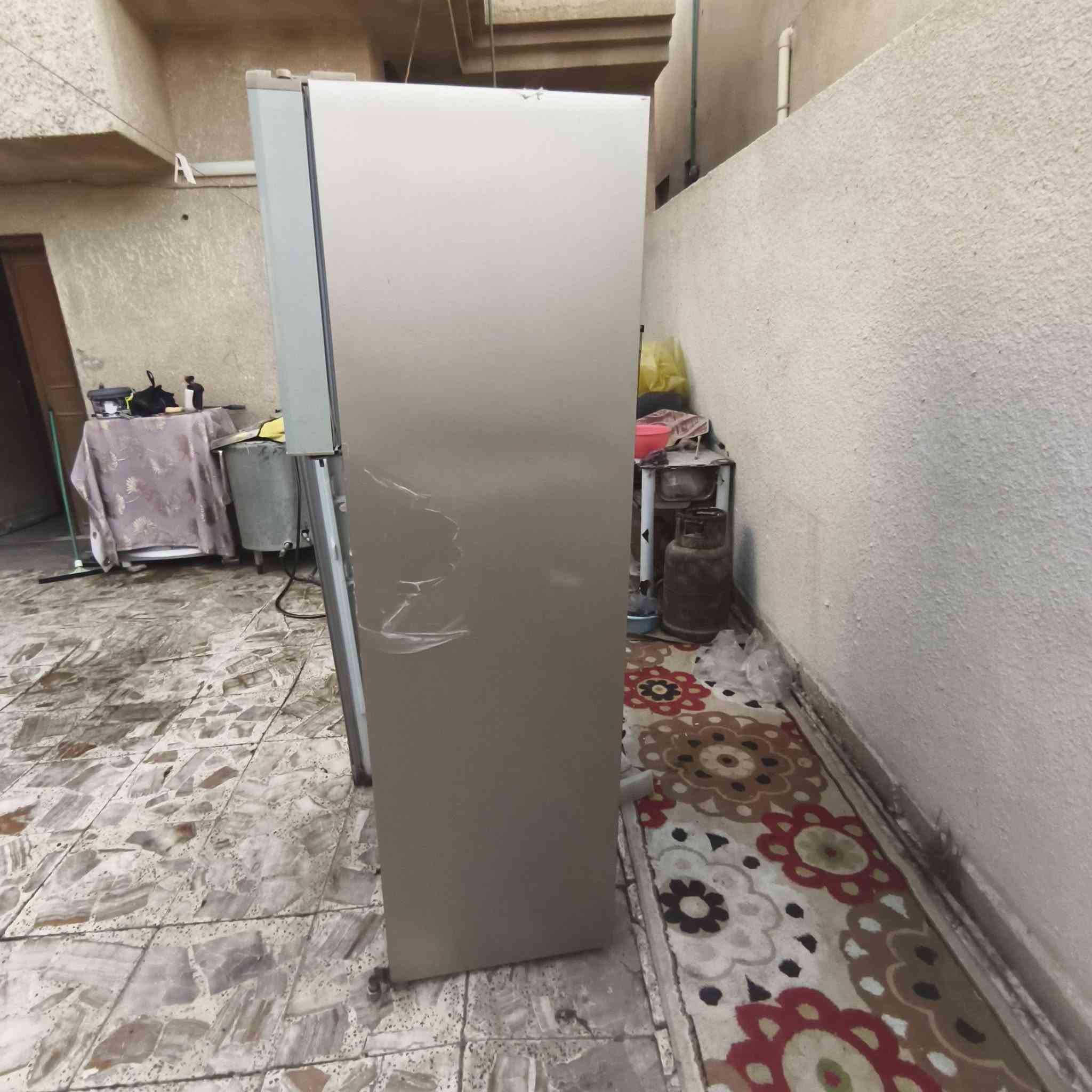 سلام عليكم
ثلاجه من شركه المتين نضيفه كلش وغراضها كامله وكلشي شغال بيها وتجمد كلش
المشكلة بس الباب مكسوره اريدها 75الف واذا تريد نتفاوض عل سعر ماكو مشكله ان شاء الله
الرقم ***********
عنوان :كربلاء السياحي عامود 315
