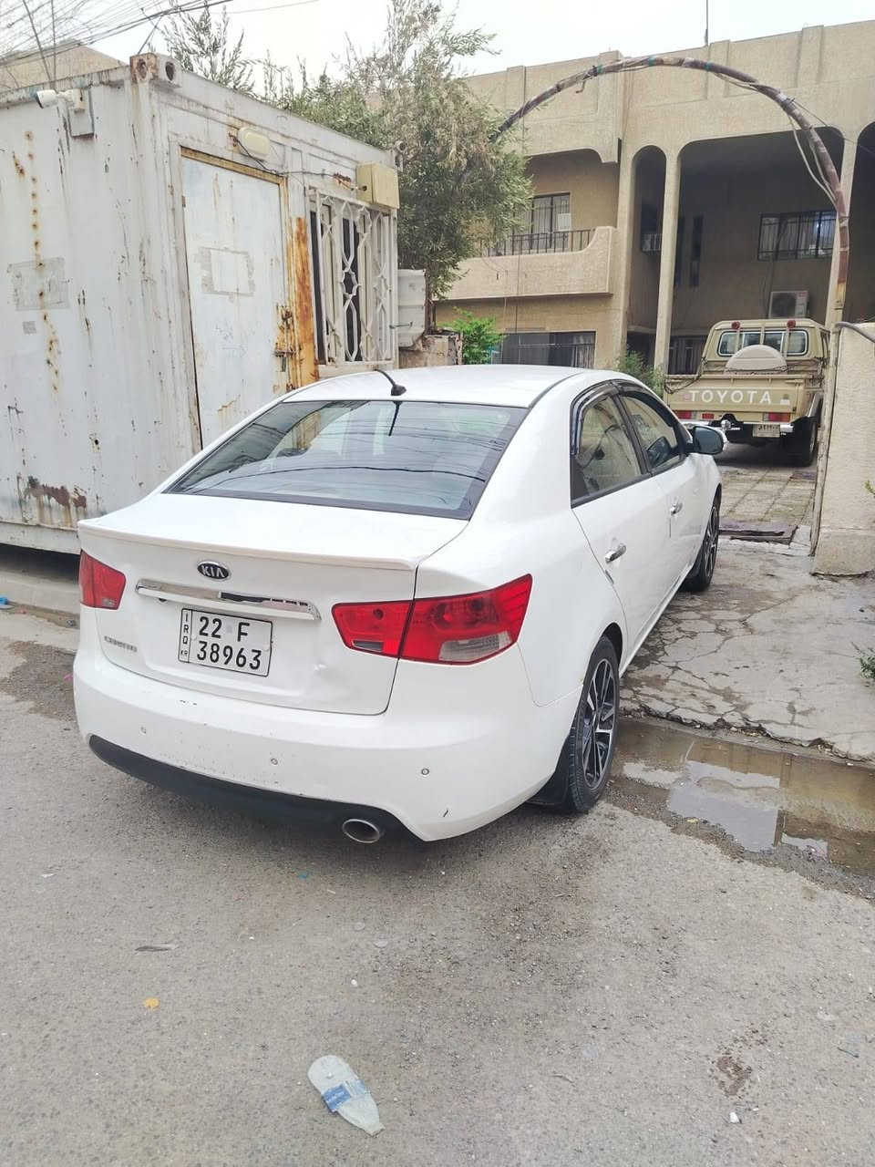 سلام عليكم سيراتو ٢٠١٣ خليجي محرك ٢٠٠٠ جديد كير جديد فول عدا الفتحه  رقم أربيل الجديد بإسم ابن أختي بيها شخطات بسيطه وقليل بارد بلبنيد سياره جاهزه عدا المشط إلا ستيرن عاطل السعر 100
للتواصل ***********
للتواصل واتساب ***********
