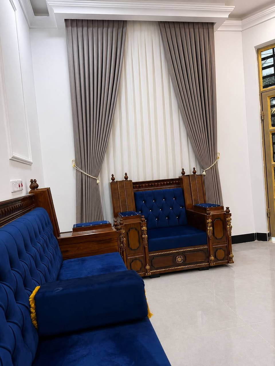 شوي ترتيبات من #ستائر_البرق ✨

📍 العنوان: ديالى – كنعان – شارع الشركة – الطابق الثاني من محلات أبو سعد النداوي.

📞 للاستفسار والطلبات: ***********
