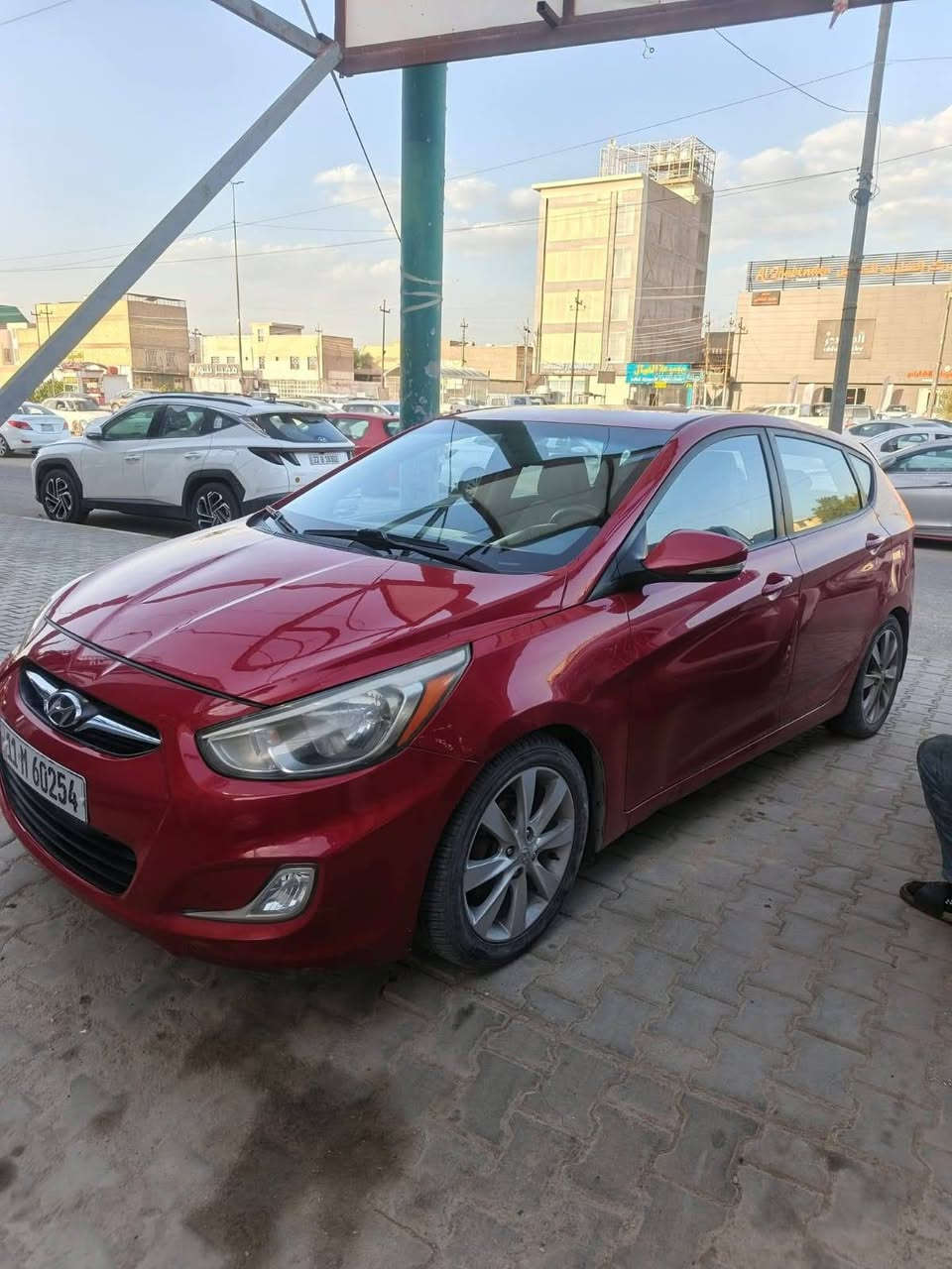 اكسنت • ٢٠١٣ • حادث بنيد