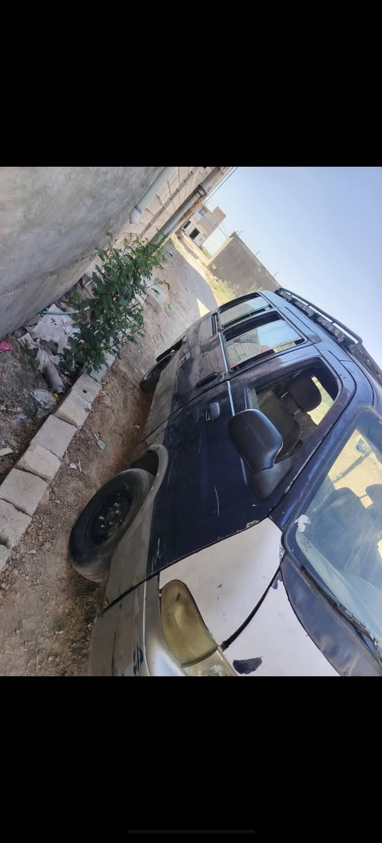 السلام عليكم بريجو موديل ٩٦ رقم بغداد سنوية لل28تحويل مباشر مكينة كير اكسل مكفولات سيارة حلوة تريد ترتيب شوية اترايهة وين متريد عارضهة ب34. وبيهة مجال بسيط كلش للشراي مكاني ديالى الخالص ***********
