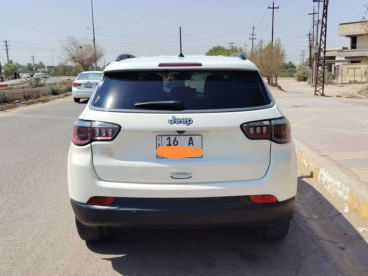 السلام عليكم 
جيب كومباس موديل 2018 مكفوله من التبديل حادثه موضح بالصور بسيط سياره بلاديه رقم قادسيه باسمي
سنويه وهزه ورقم جدد مكينه 2400
بصمه شاشه سايد بريد بصمه تبريد قطعتين للد امامي وخلفي
كشنات جلد كاميرا 
السعر 110 وبي مجال 
غير متواجد على النت
 لاستفسار.***********
مكان سيارة ديوانيه قضاء عفك
