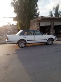 موديل ٨٤ • محرك ٢٥٠٠ • بدون صبغ
